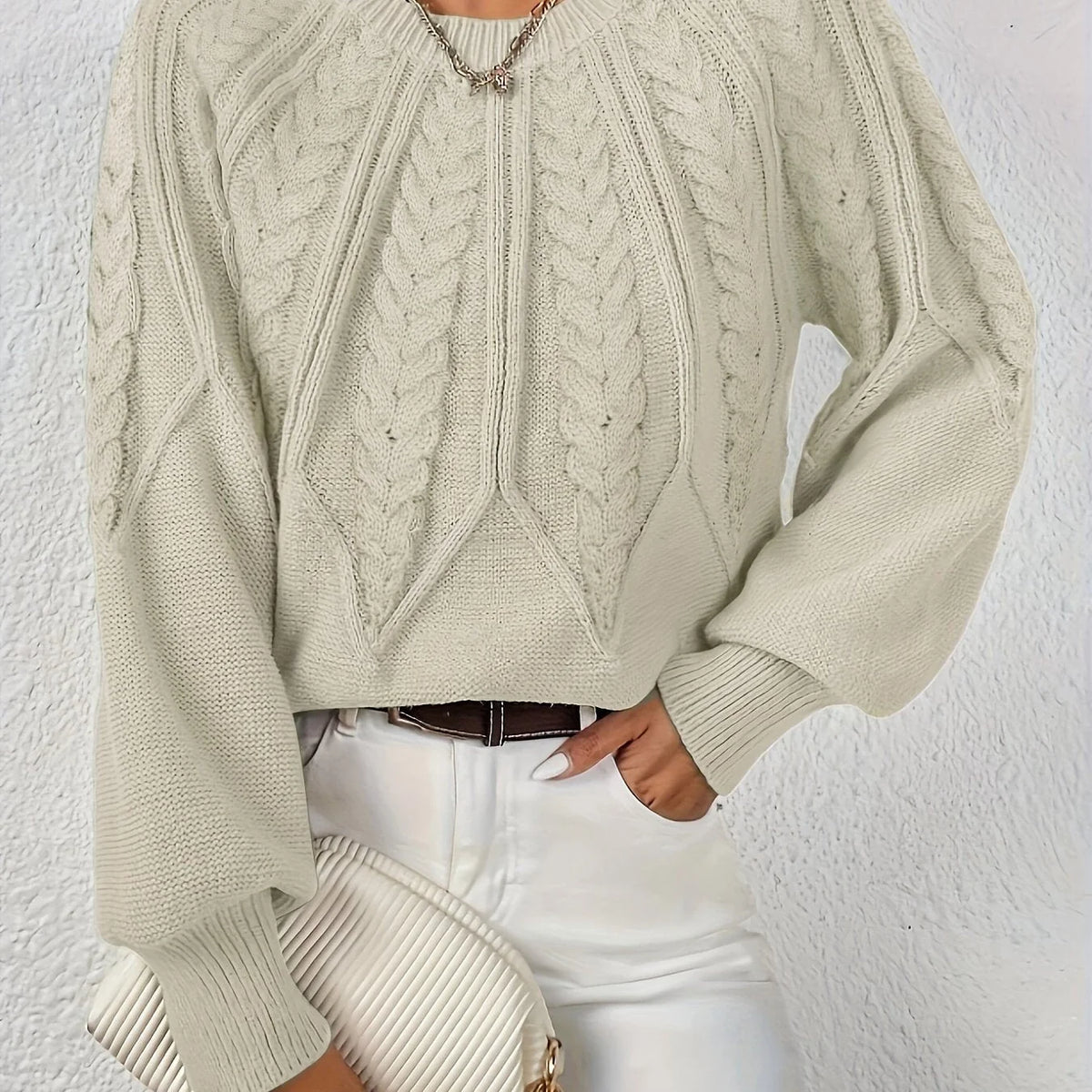 Women's Oversized Jumper | Cable-Knit, Cropped, Relaxed Fit 1