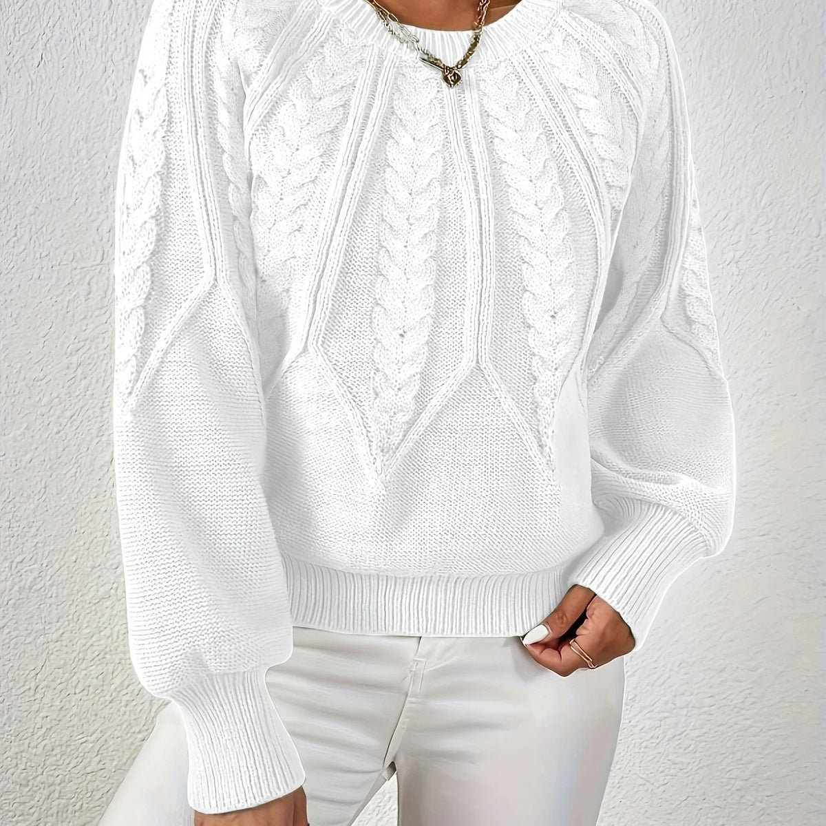 Women's Oversized Jumper | Cable-Knit, Cropped, Relaxed Fit 3